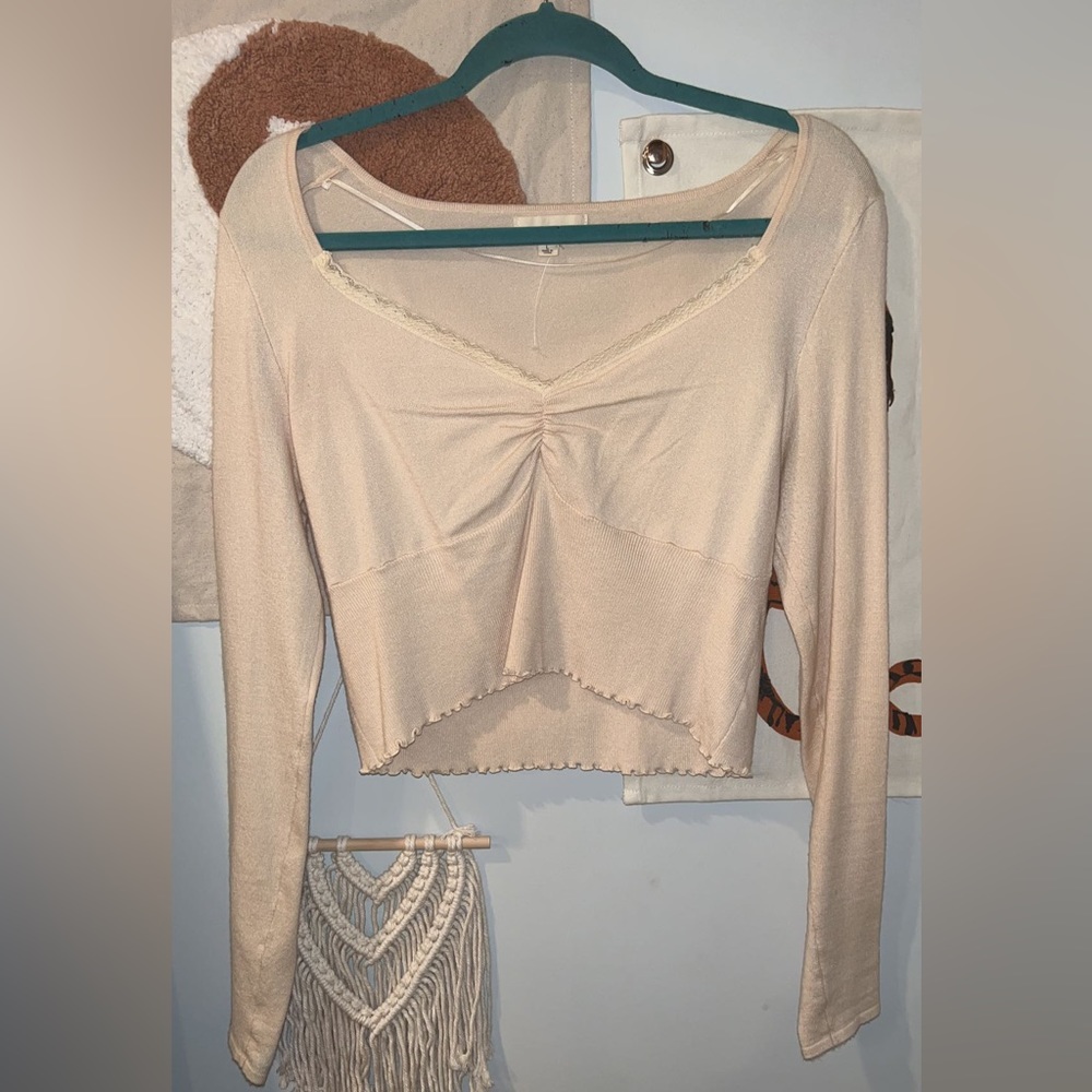 PACSUN Cream color long sleeve crop top large